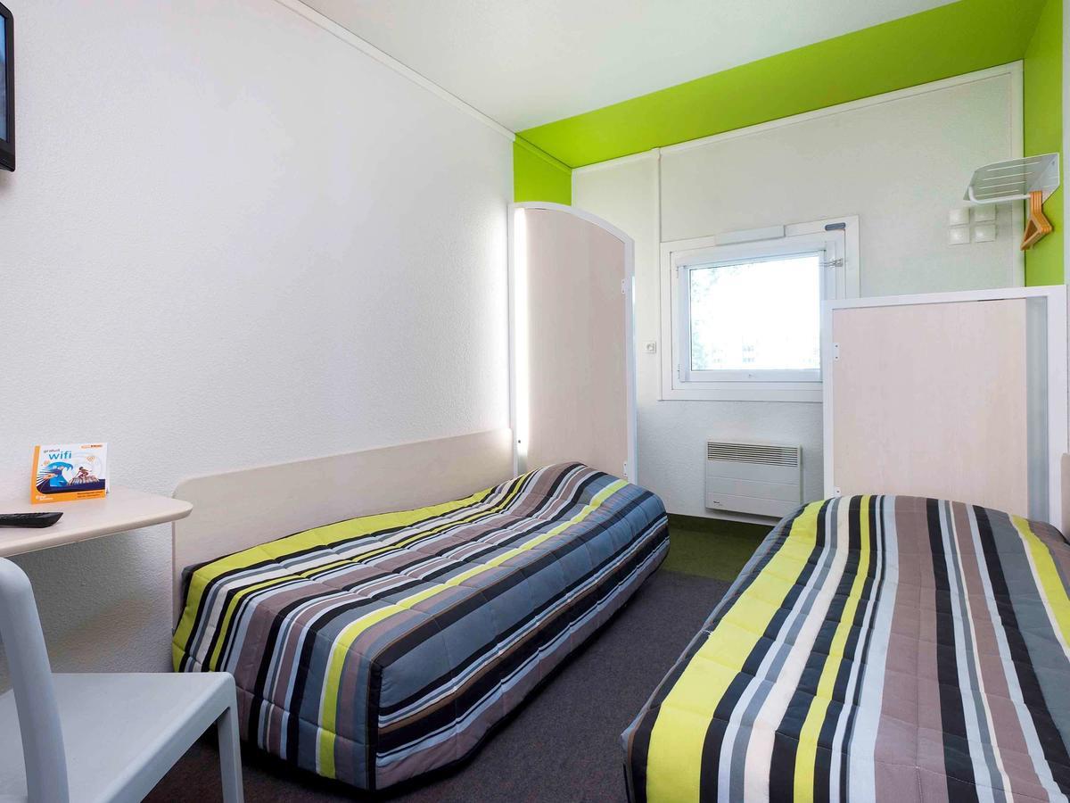 Hotelf1 Saint Brieuc Tregueux ภายนอก รูปภาพ